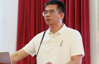 文明上网，安全相伴——湛江市爱周高级中学举办网络安全专题教育活动