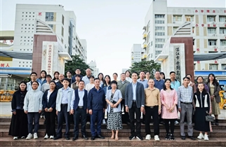 校本研修结硕果，赋能教师共成长——广东省中小学教师校本研修示范学校项目（湛江市）专项调研组到我校开展调研活动